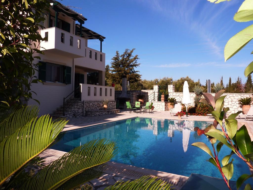 Ionian Villas Áyios Nikítas Rom bilde