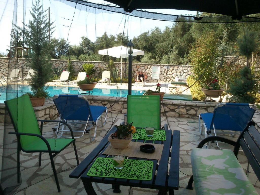 Ionian Villas Áyios Nikítas Rom bilde