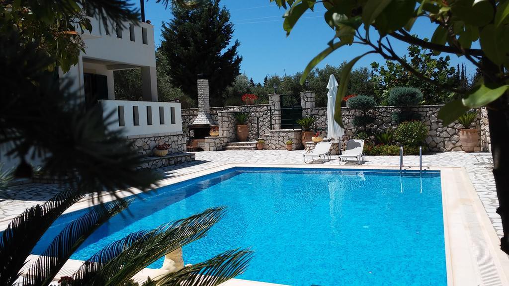 Ionian Villas Áyios Nikítas Rom bilde
